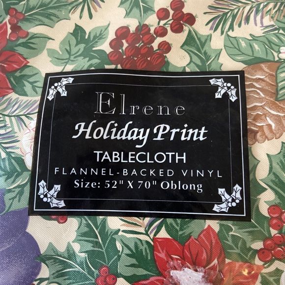 Vintage Elrene Holiday Print Christmas Vinyl Flannel Back 52"x70" Oblong - Picture 4 of 4